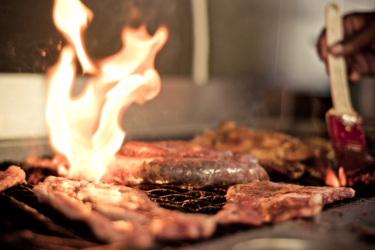 Sha’p sha’p shisanyamas – A taste of Mzansi