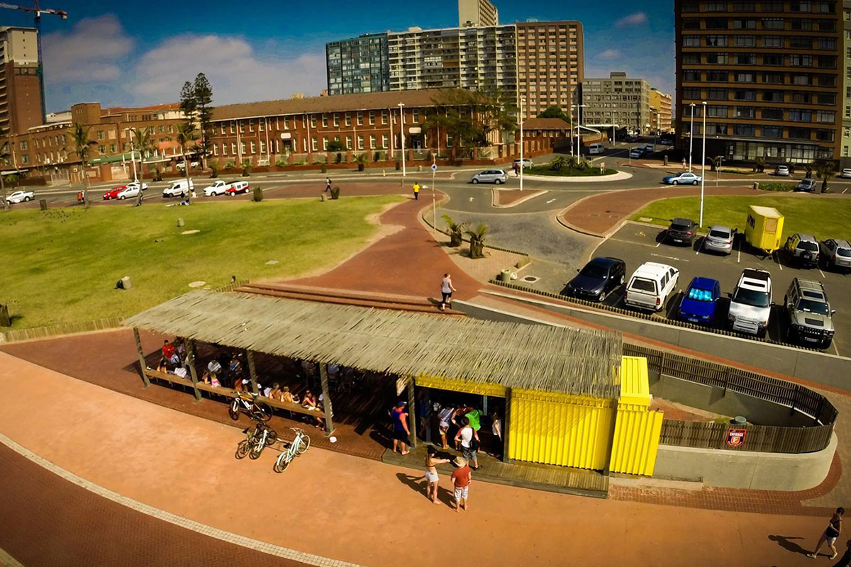 South Beach. Where the surf’s not the only thing cooking!